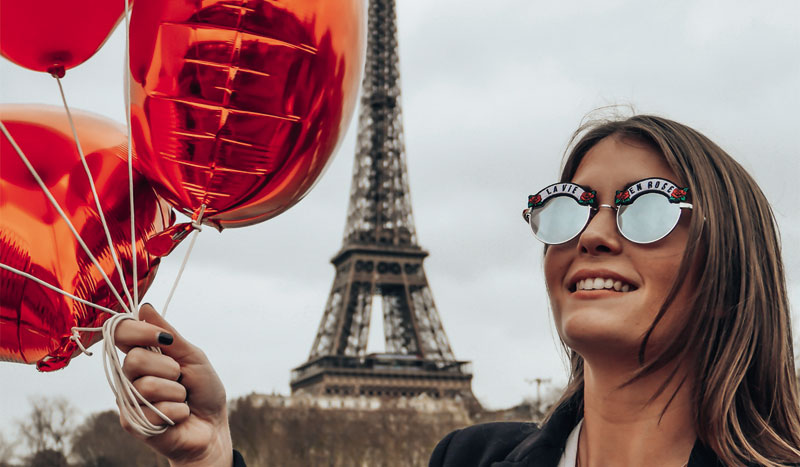 Les marques Pâquerettes et Kaipih s'associent le temps pour une paire de lunettes de soleil inédites