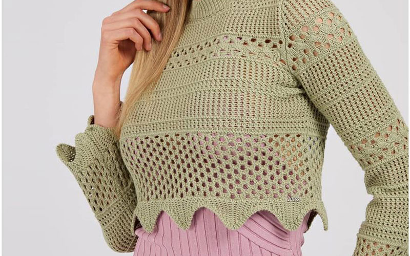 12-looks-en-crochet-à-adopter-de-toute-urgence-guess