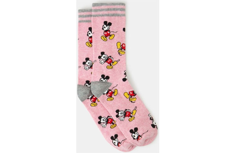 10-paires-de-chaussettes-tendance-cette-saison-easy-wear-mickey