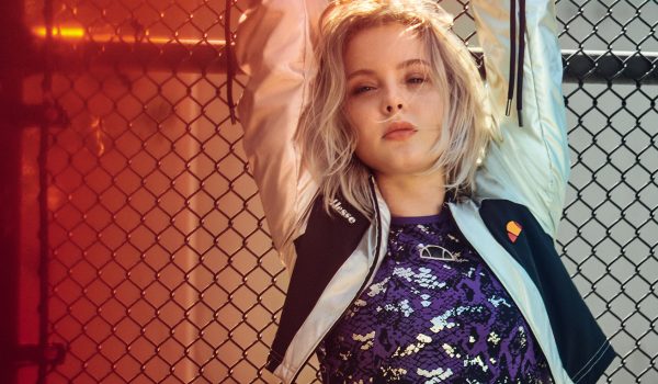 TOO 45 news mode Zara Larsson, égérie pop d’Ellesse