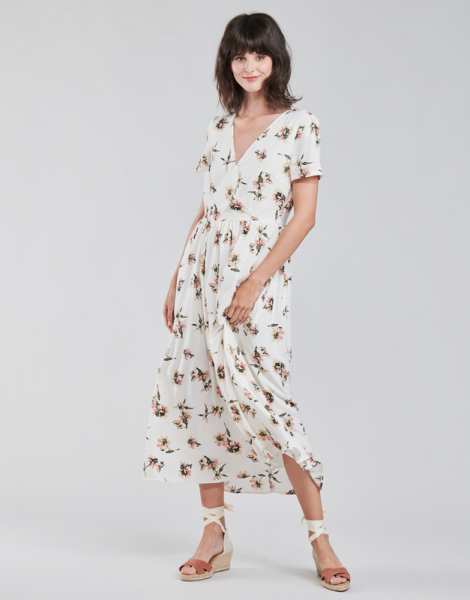 robe à motifs betty london tendance printemps été 2022