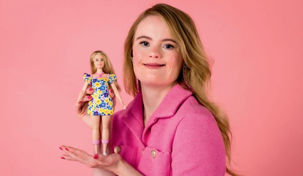 TOO51 Barbie trisomie 21